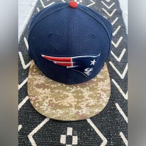 NFL- New England Patriots Salute To Service New Era 59Fifty 7 5/8